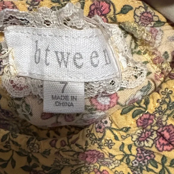Btween bohemian Floral Yellow Blouse and Blue Jeggings Set size 7 - Picture 2 of 4